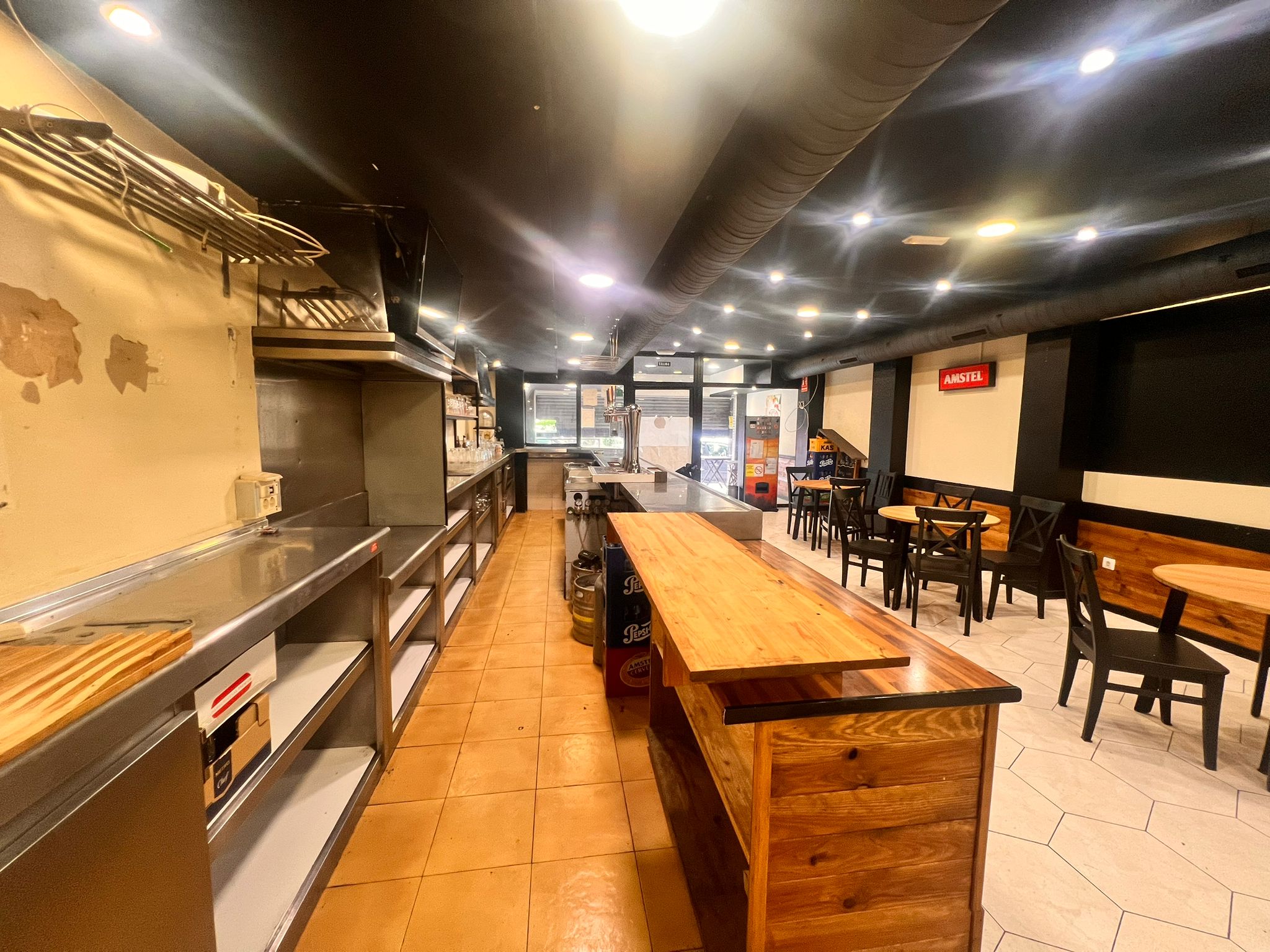 Se vende local de hostelería en 4 caminos