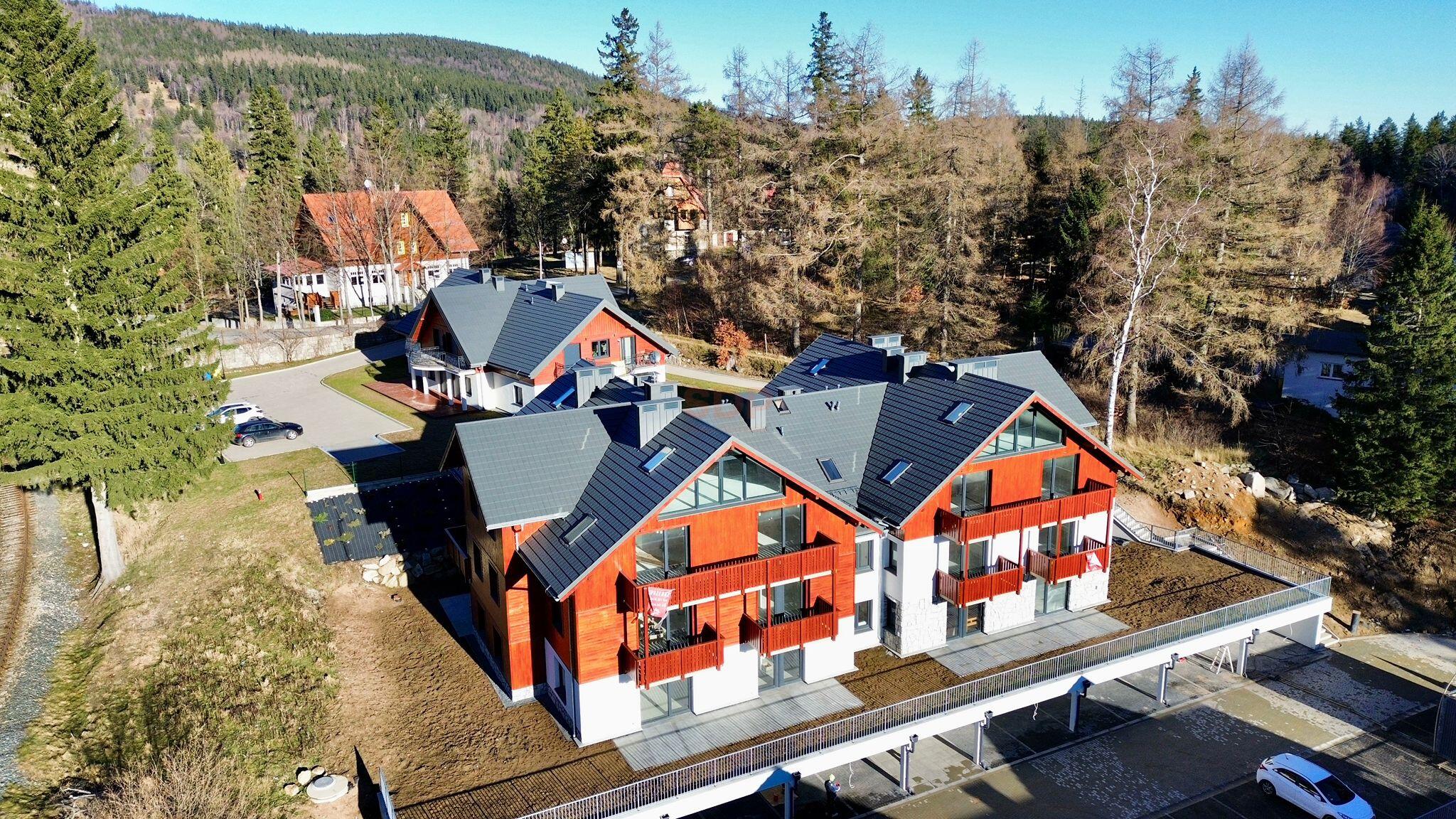 Apartament na parterze z tarasem | STREFA SPA |