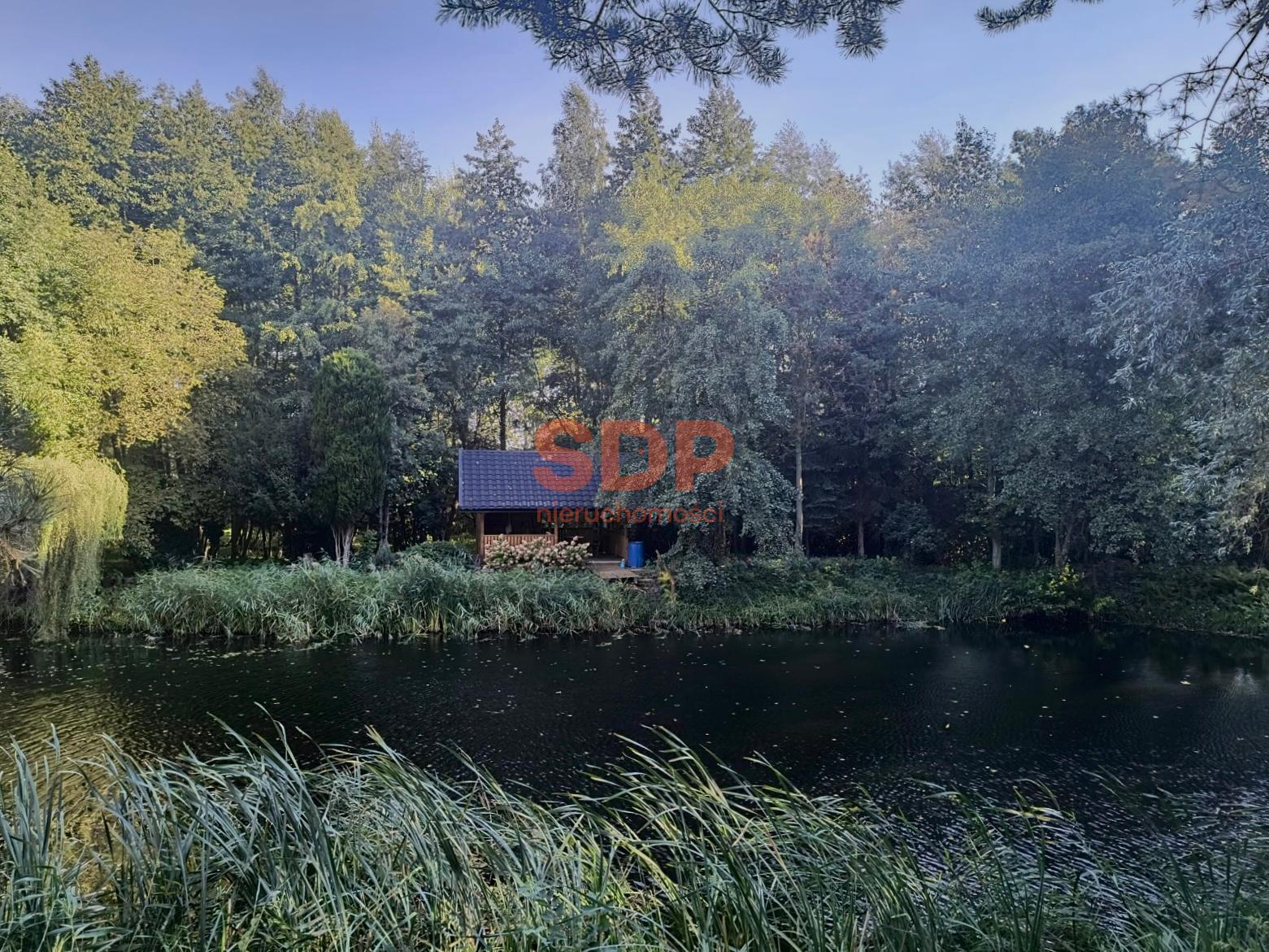Działka 998 m² nad stawem – Pełczyce, gmina Kobierzyce