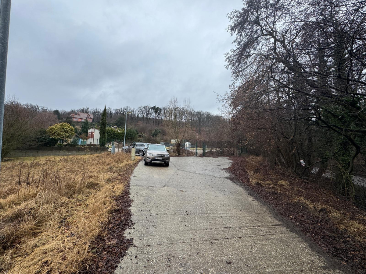 Exkluzivne stavebný pozemok Limbach