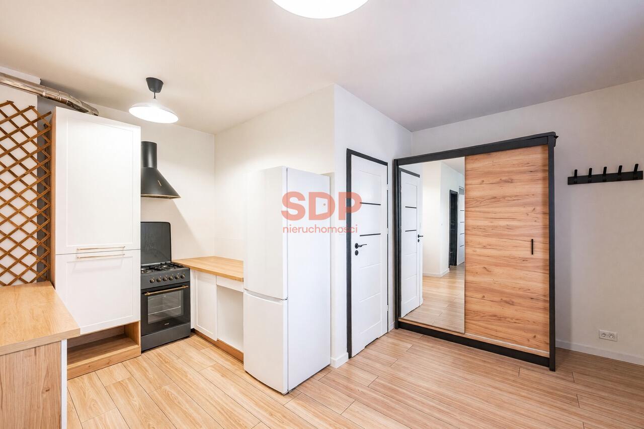 Klecina -mieszkanie bezczynszowe 2 pok. 40 m2 z ogródkiem 60 m2.