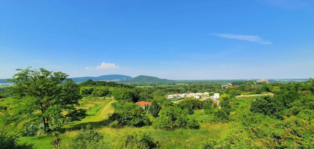 Exkluzívne PNORF – investičný pozemok, 7039 m², panoramatický výhľad, Devín