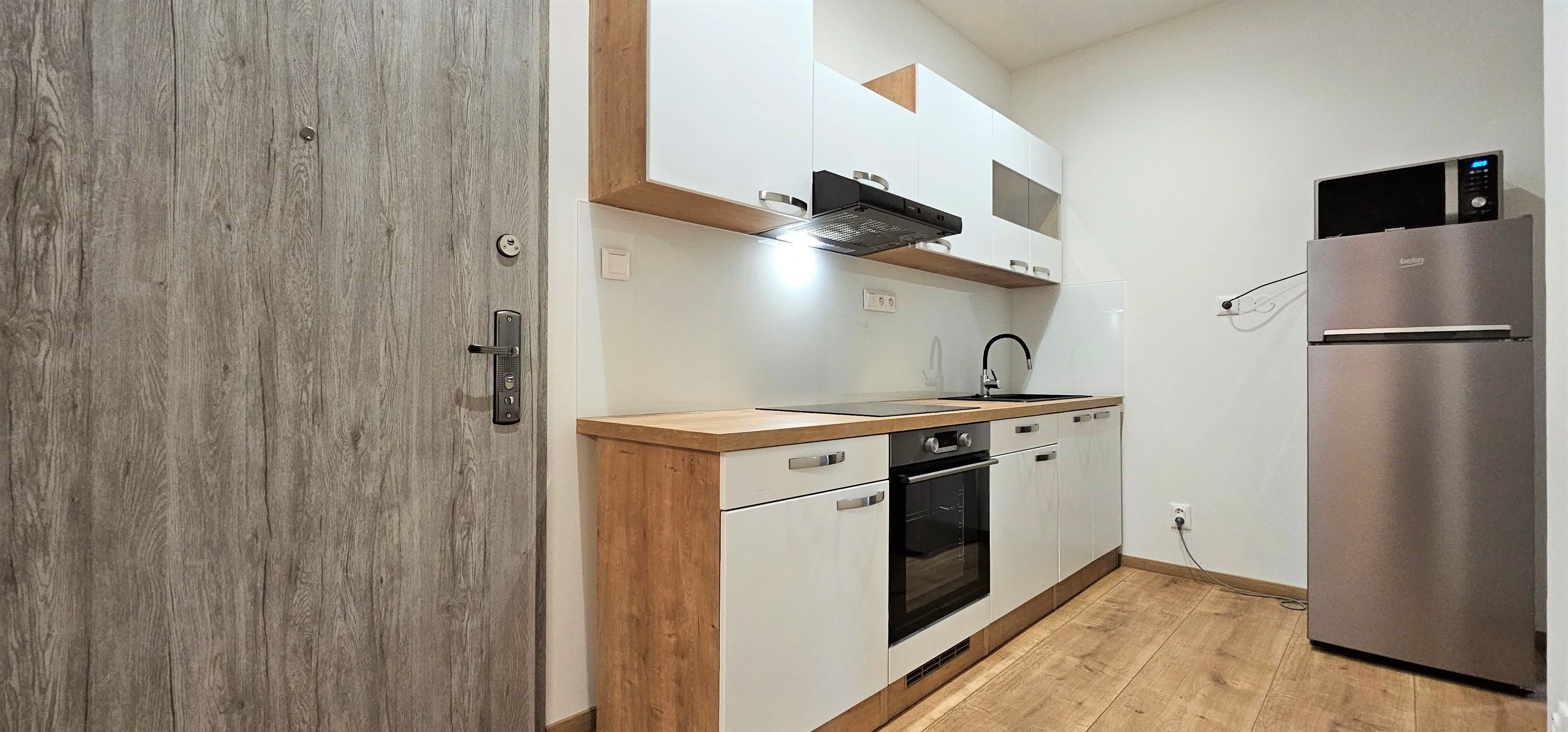 PNORF – zrekonštruovaný a zariadený 2i byt, 53 m2, 550,-€, Nám. Sv. Michala