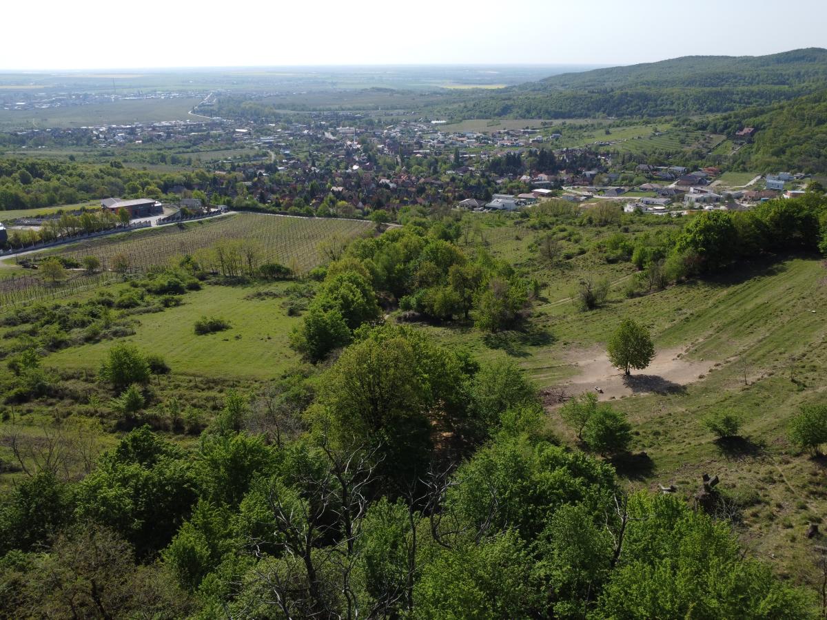 Exkluzivny pozemok Limbachu