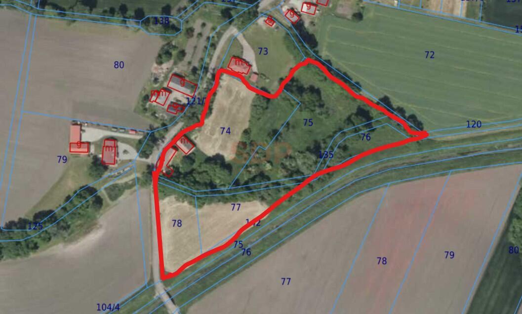 Działka 1,74 ha /dom do remontu / siedlisko