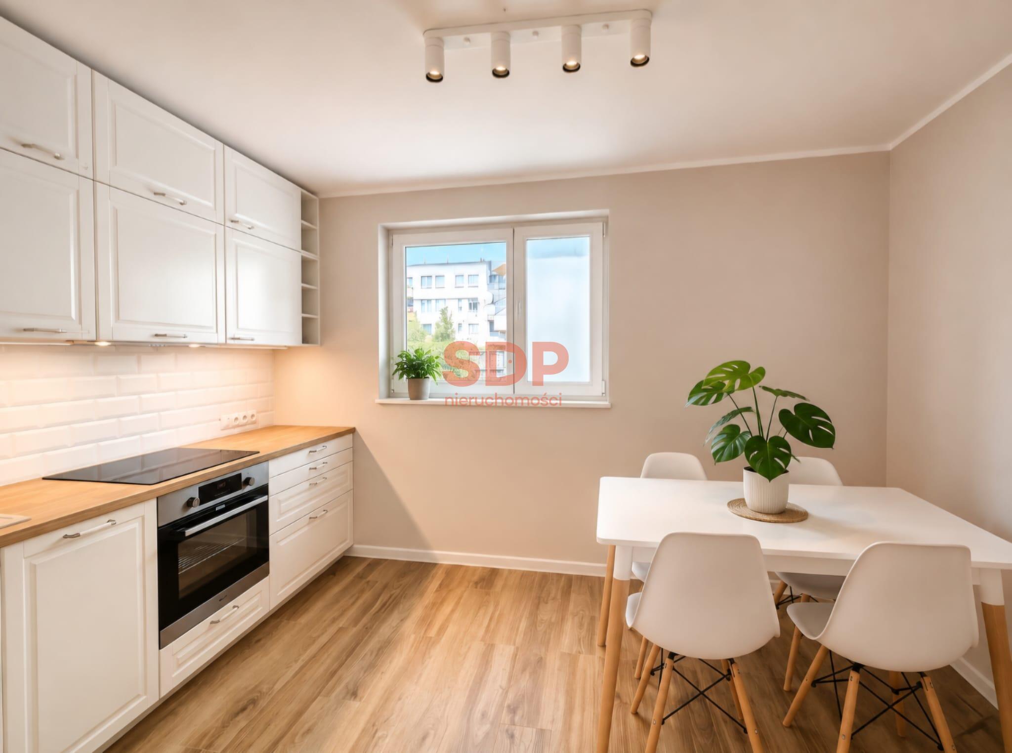REZERWACJA|Kawalerka z osobną kuchnią po remoncie|Gaj|40 m2 z balkonem
