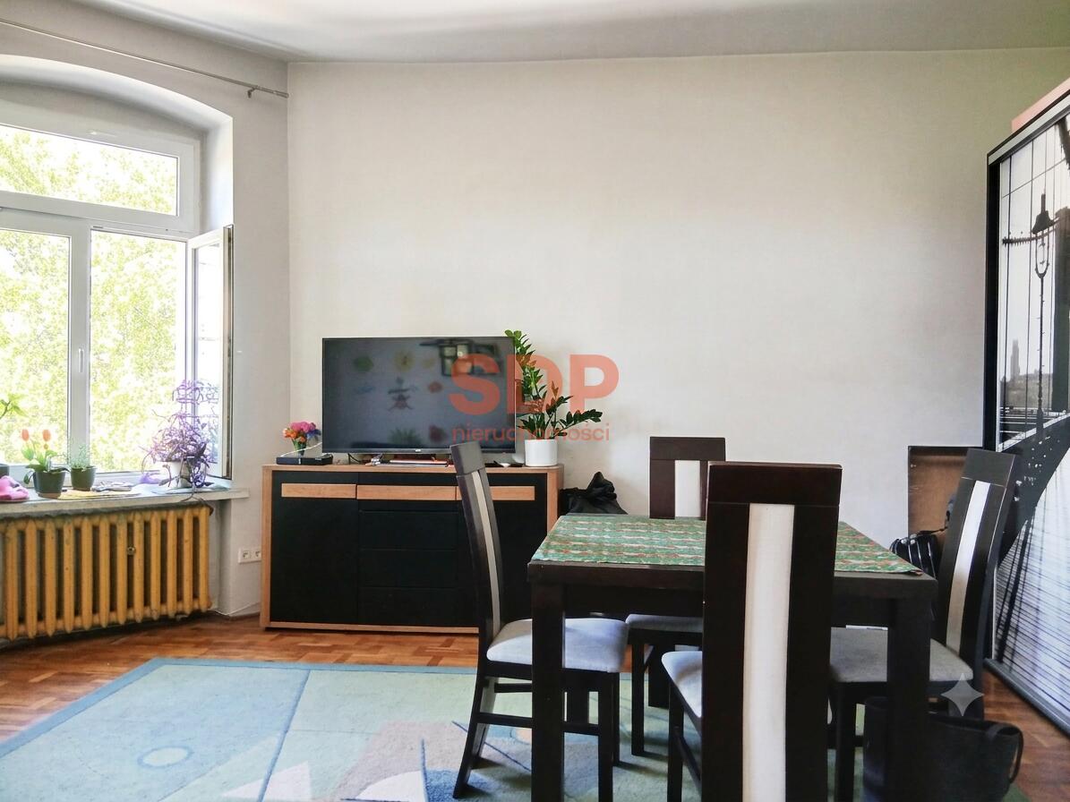78 m² – 3 pokoje, potencjał na 2 mieszkania (blisko Parku Śledzia)!