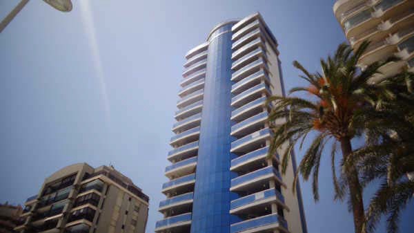 Ático con gran terraza en primera linea de playa en Calpe, Alicante