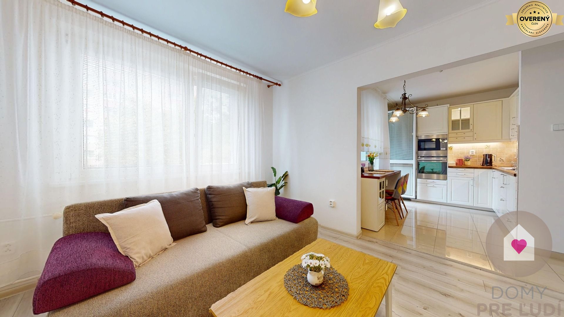 3 IZBOVÝ (73 m2) ZARIADENÝ BYT S VEĽKORYSÝM ÚLOŽNÝM PRIESTOROM