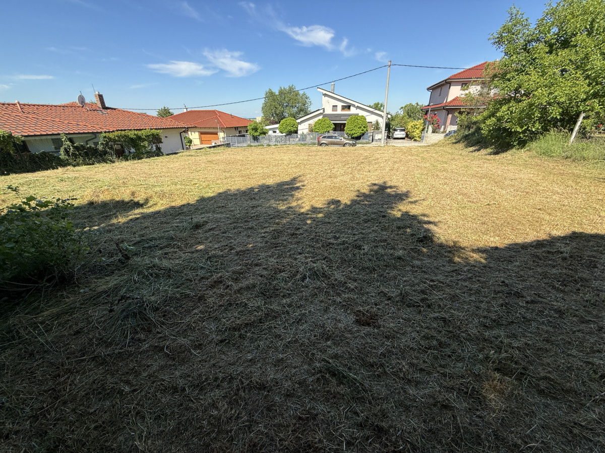PREDAJ Najkrajší pozemok v Stupave Révová ulica 738 m2