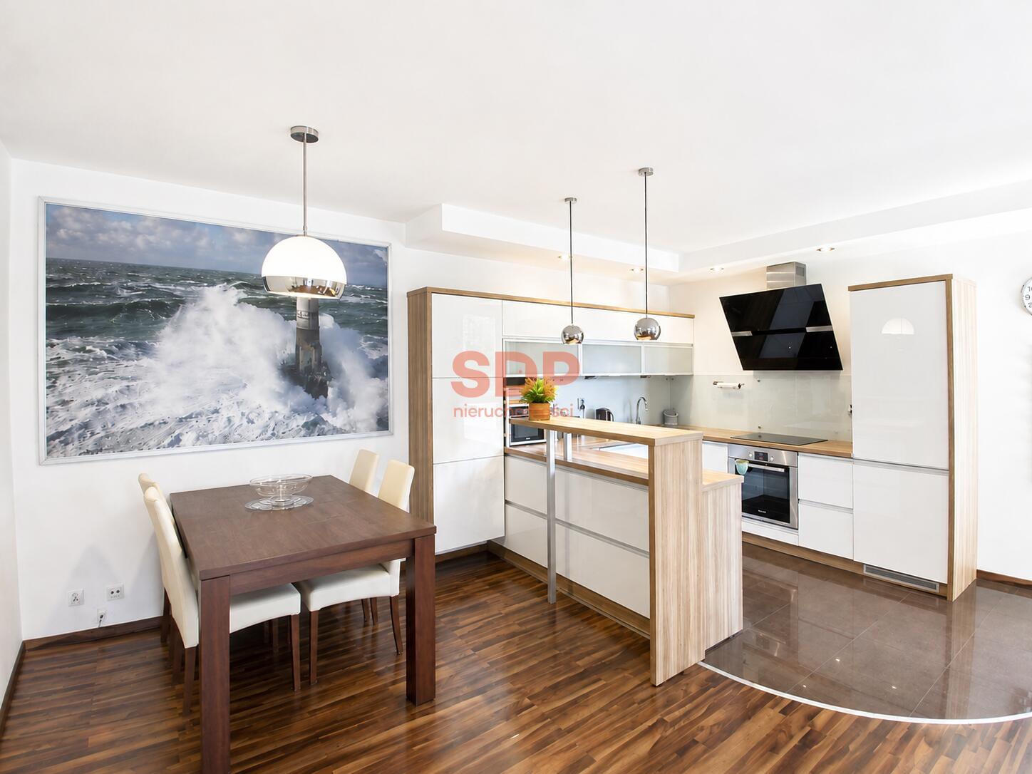 Luksusowy apartament z garażem w centrum Łodzi